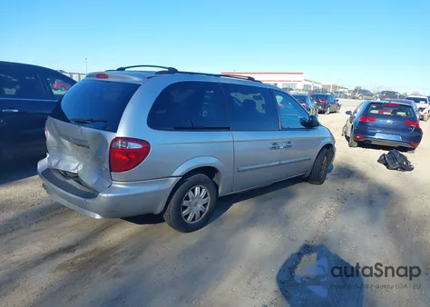 2007 Chrysler Town & Country Touring from USA, damaged, VIN 2A4GP54L27R136121